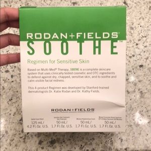BNIB Rodan and Fields Soothe Regimen
